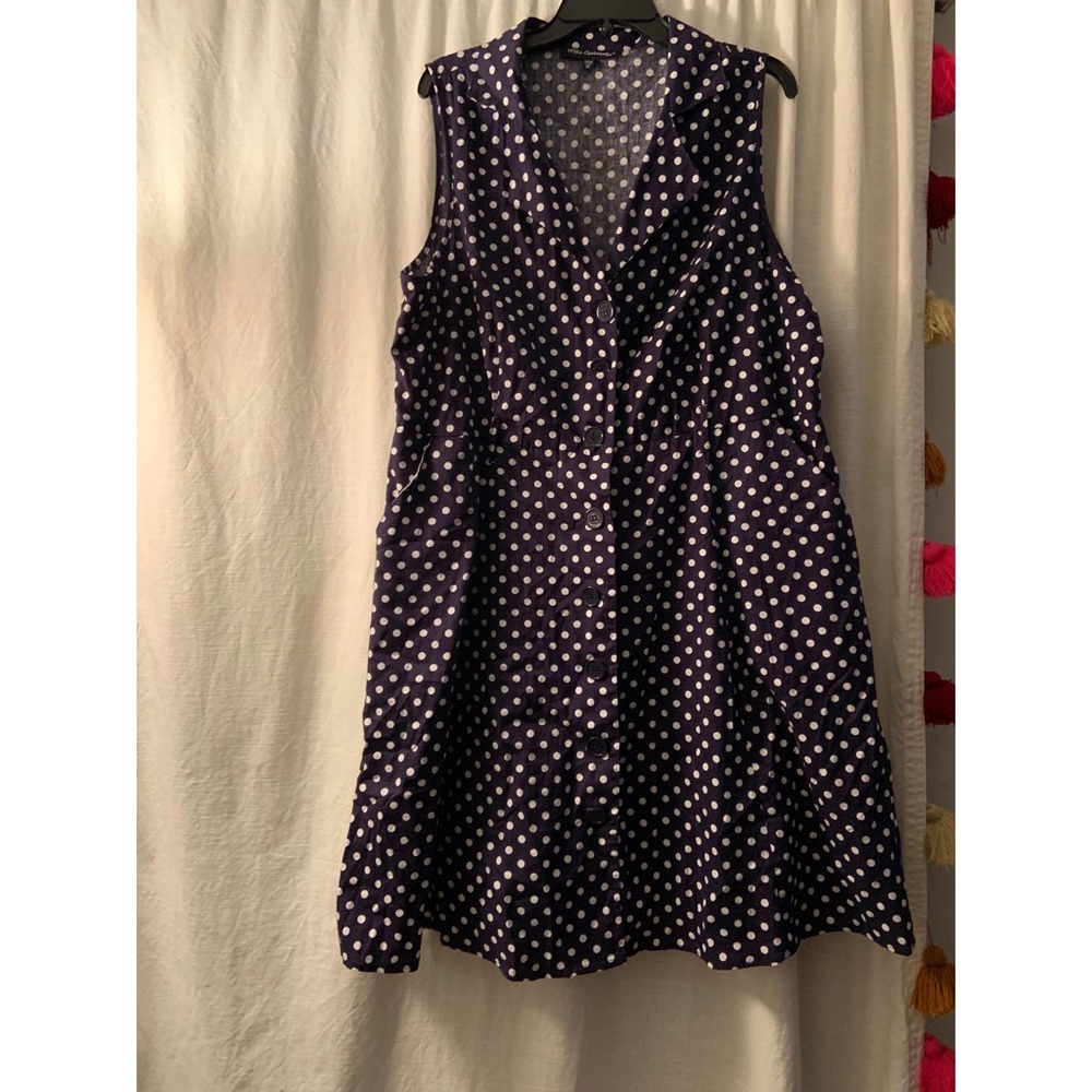 Pin-up polka dot dress